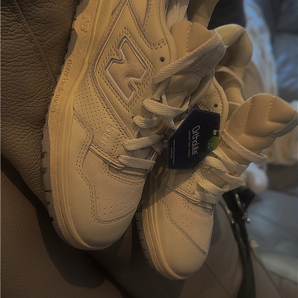 New Balance - Picture 6 of 7